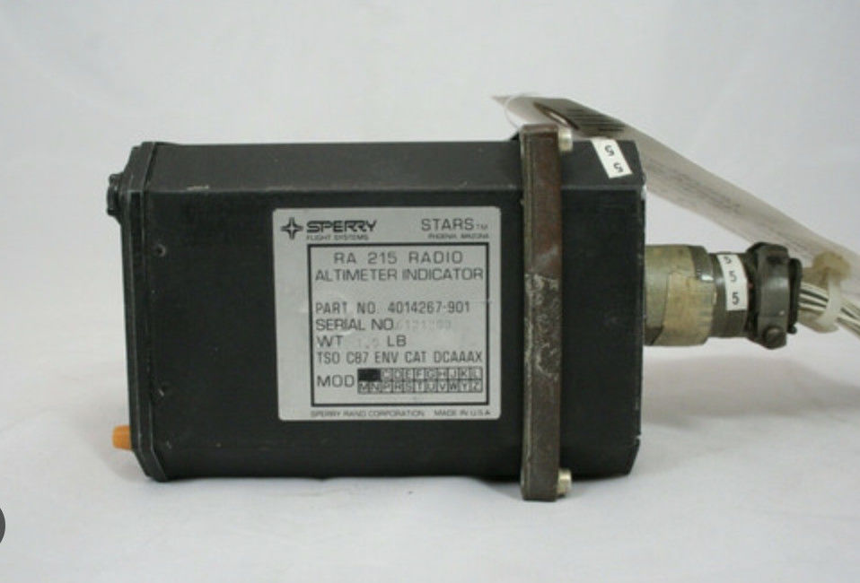 Altimetro de radio digital LCD ARINC 600 montado en el bastidor RTCA DO-160G/DO-178C Boeing / Airbus 28VDC